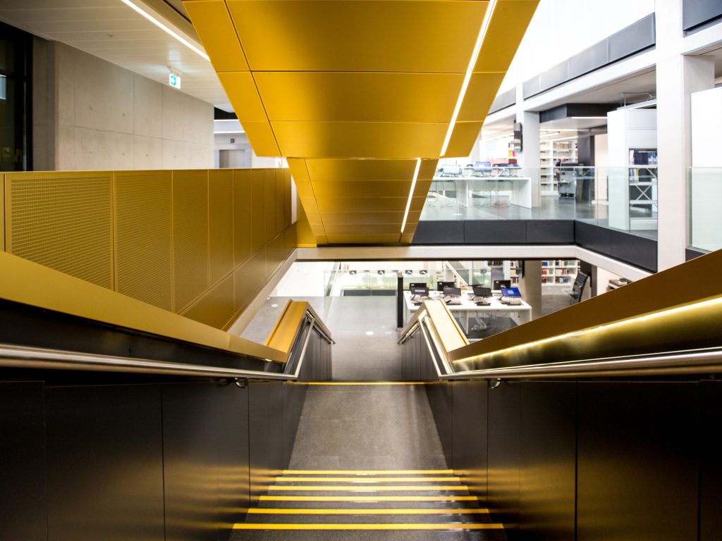 Feature Staircases (1)