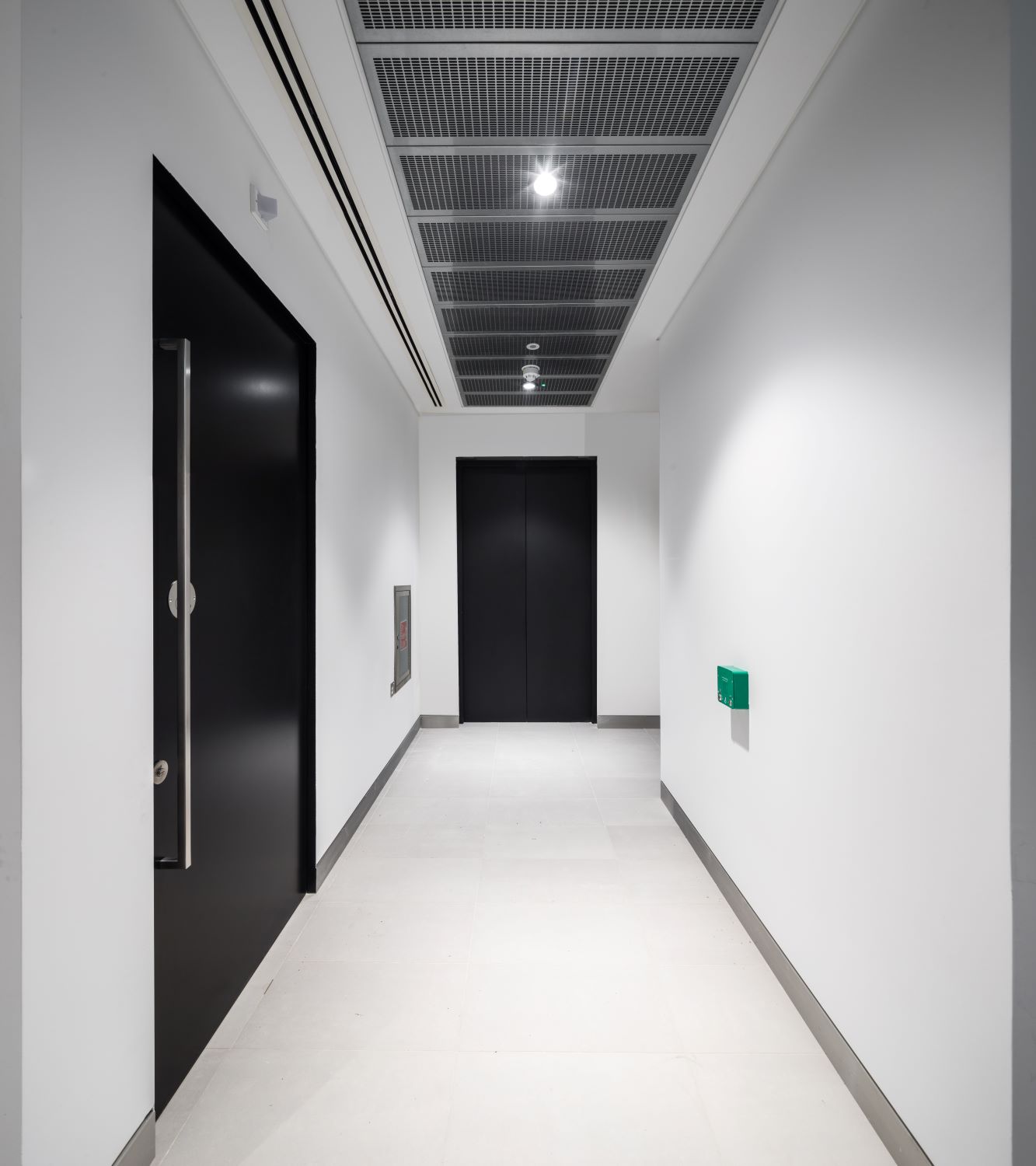 161AH-Sml-330-Com (3).jpg