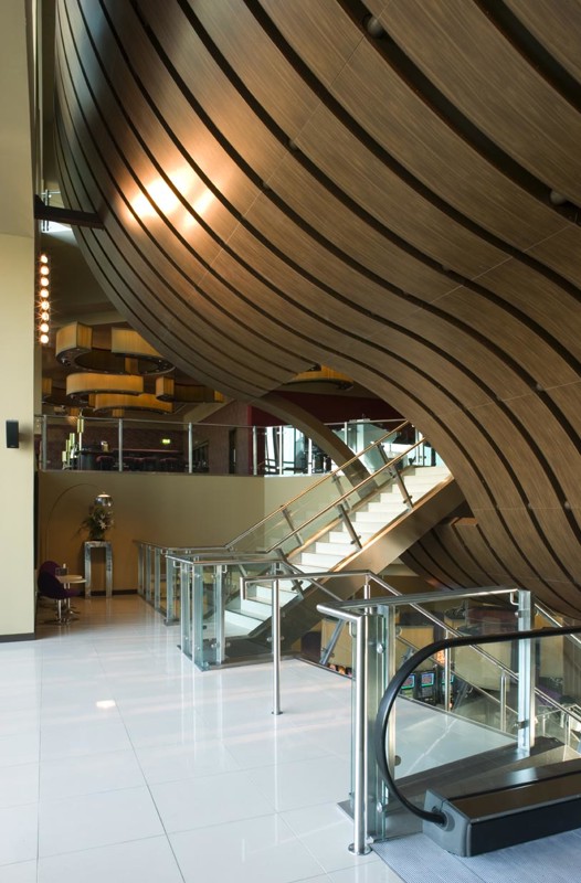 alea-lei-am-bes-044-©Paul Zanre.jpg