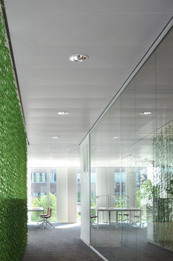 EQW-COM-330P-27© Philip Vile.jpg