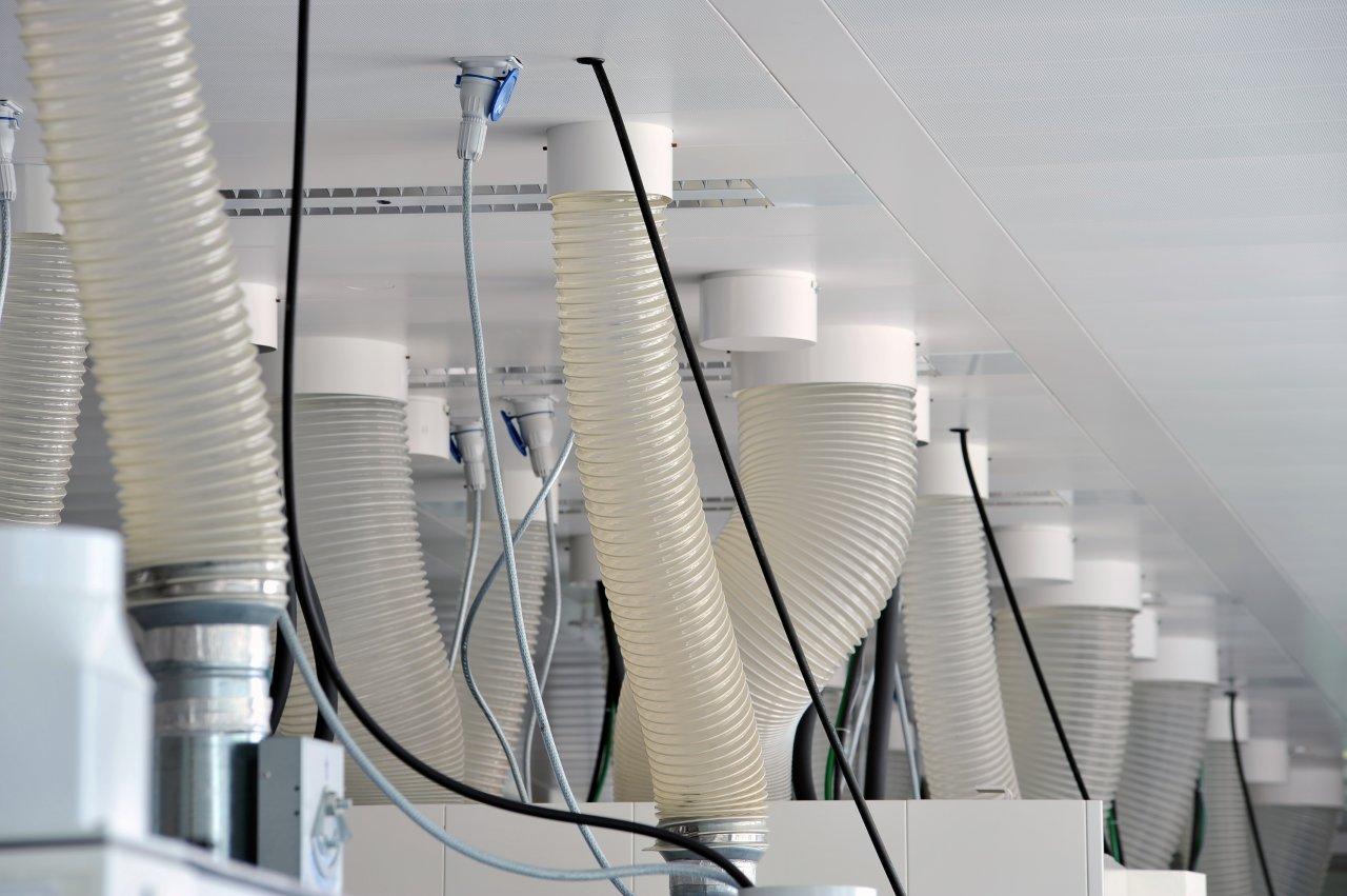 gsk-com-330p-10© Philip Vile.jpg