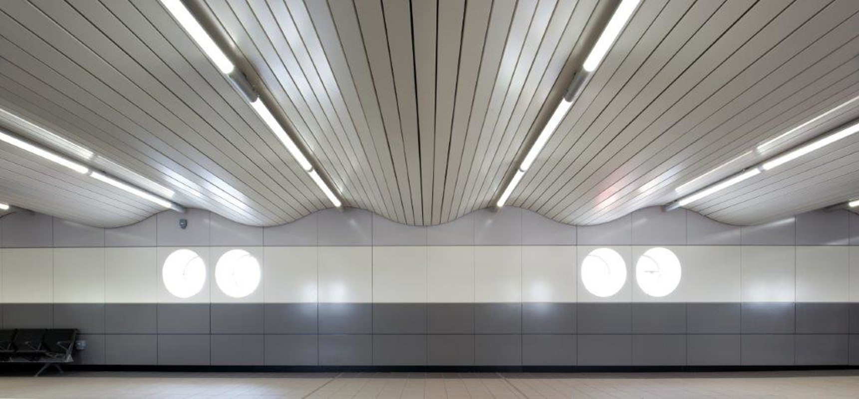 MKStation-TRA-720-Wall-Curved (1).jpg