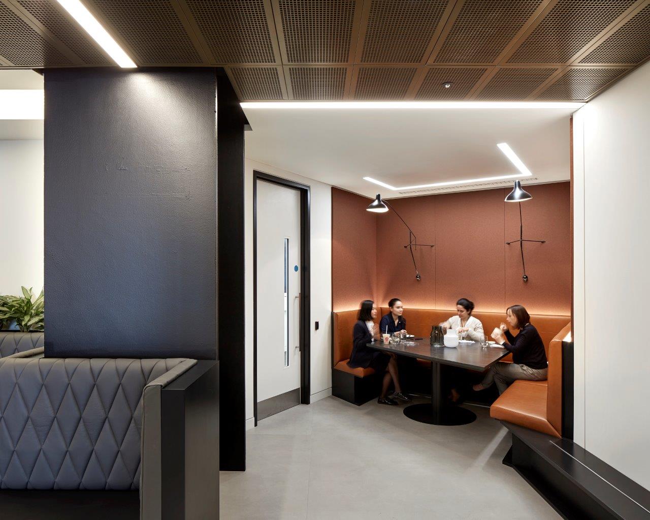 Omer-Lrg-200-com (11).jpg