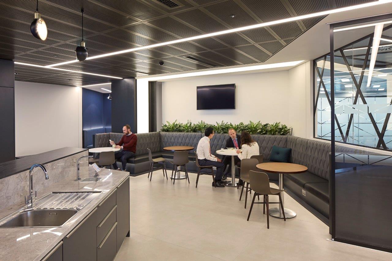 Omer-Lrg-200-com (10).jpg