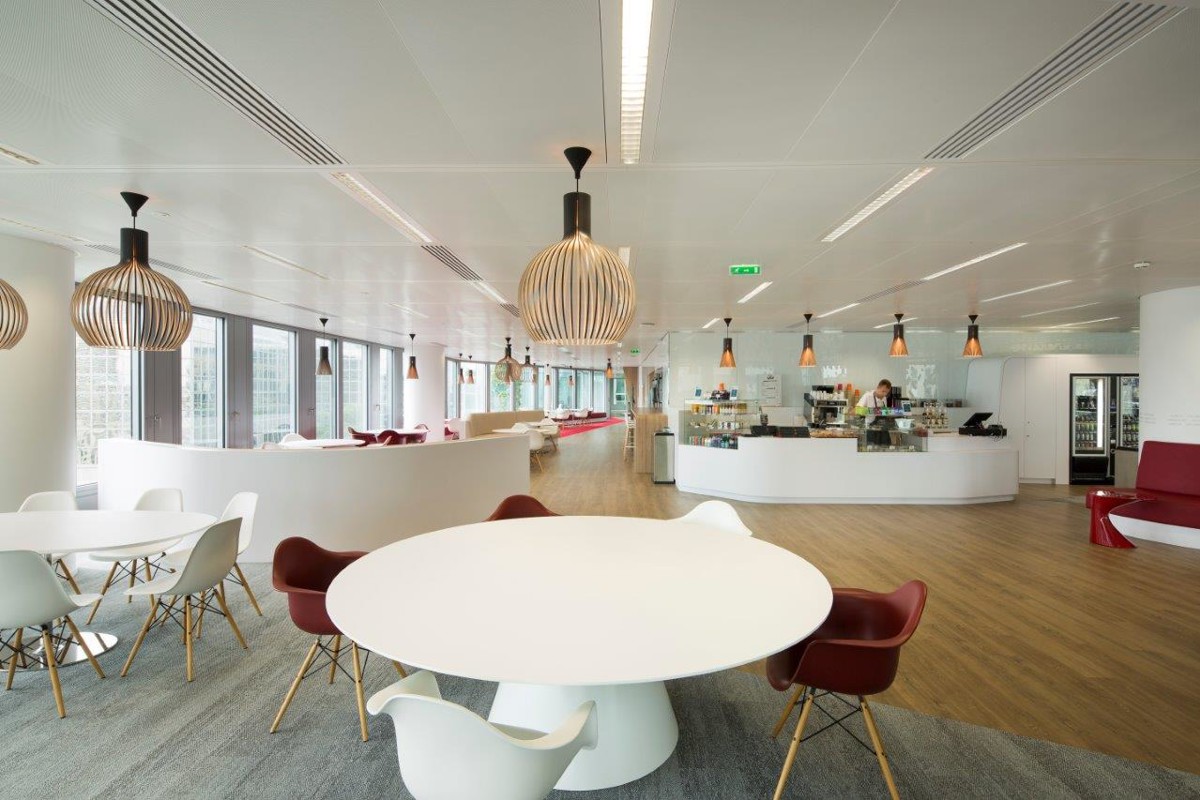 TourMajAXA-Lrg-330c-com (3).jpg