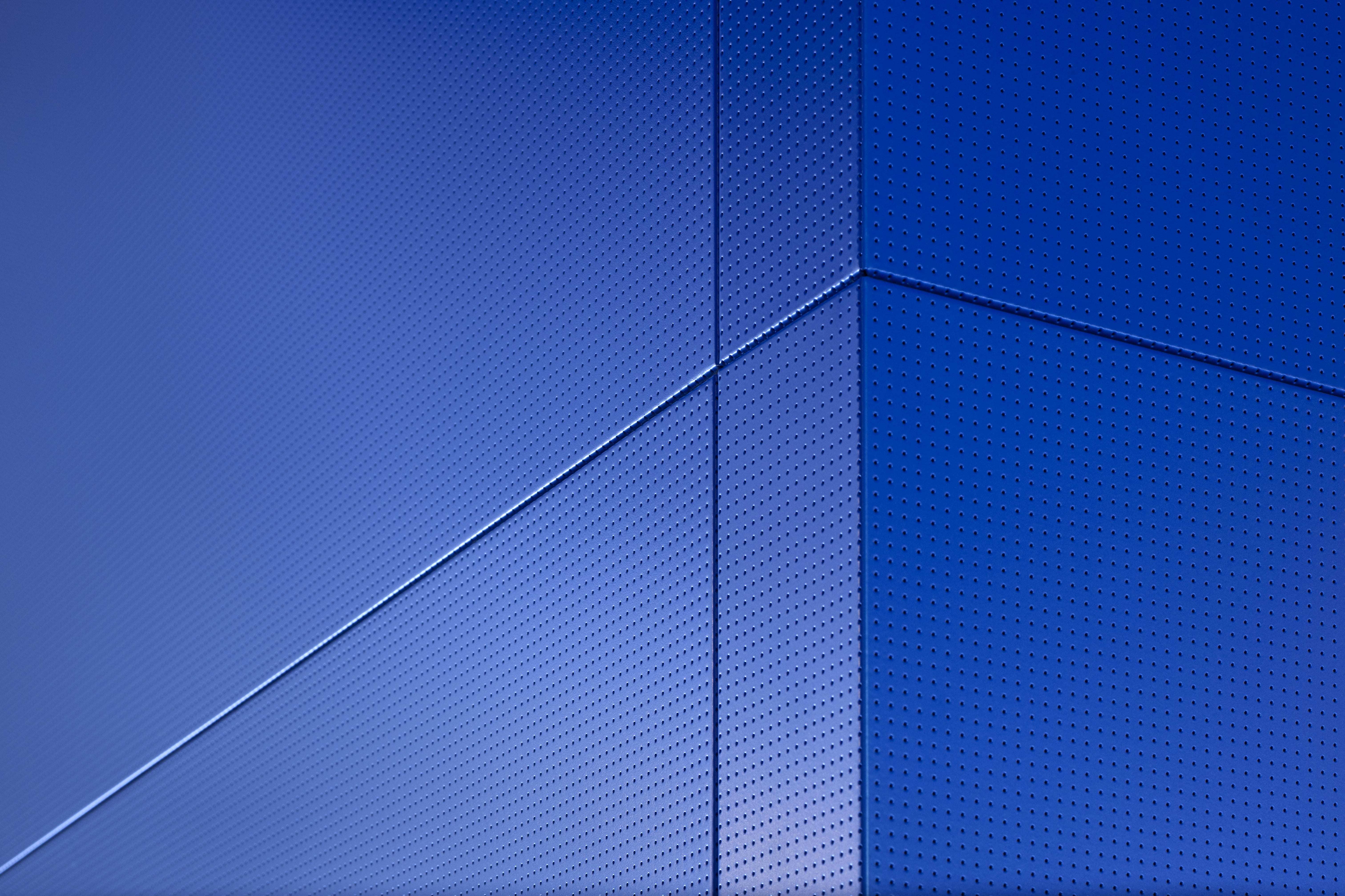 Muscat-Lrg-PTB-Tra (24)-min.jpg