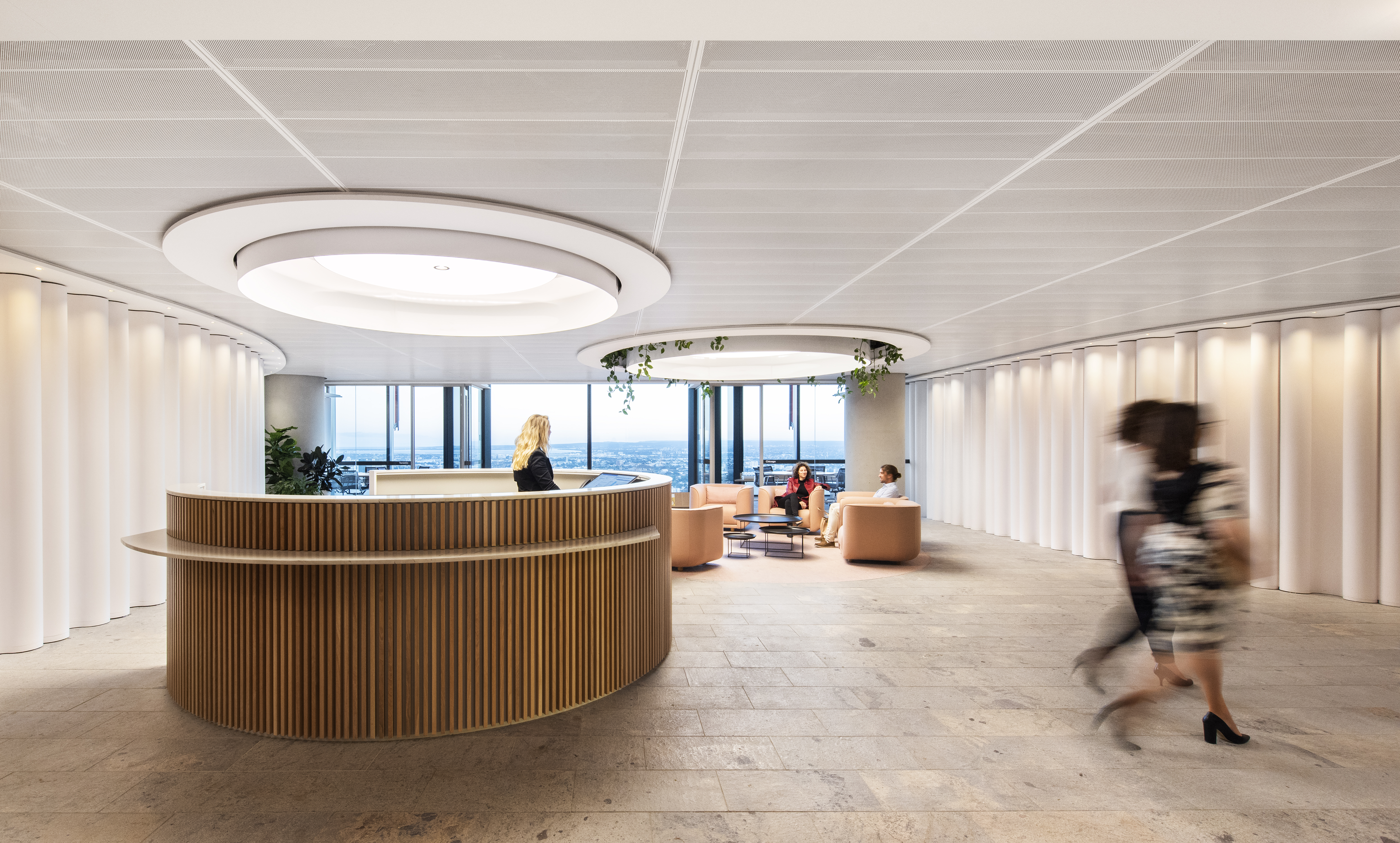 BMc-Lrg -330-Com (2).jpg