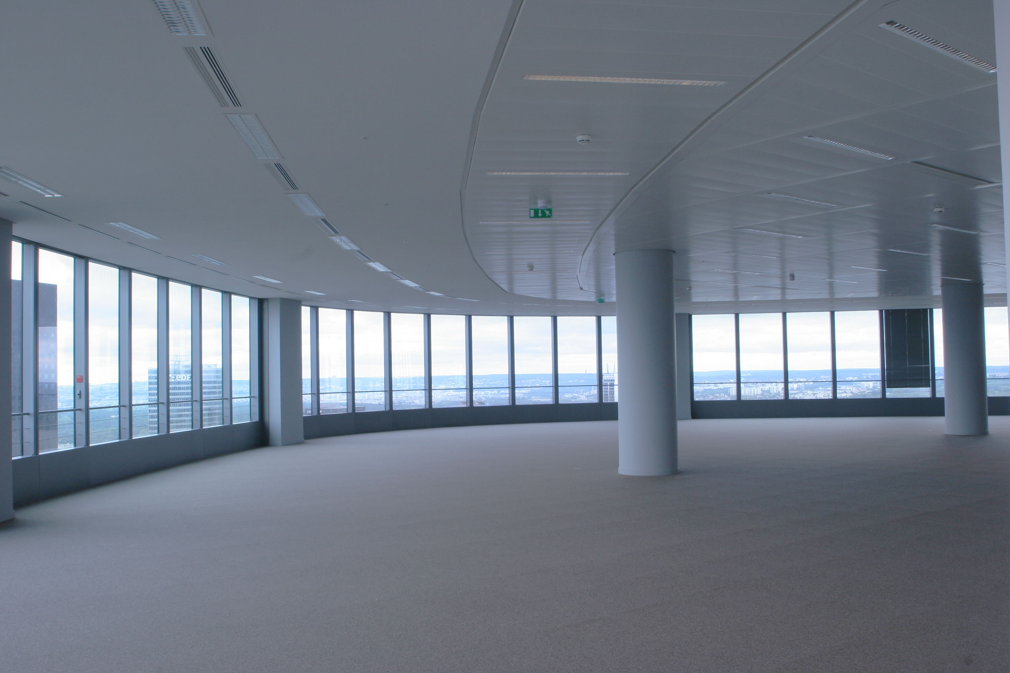 tour-com-330s- 053.jpg