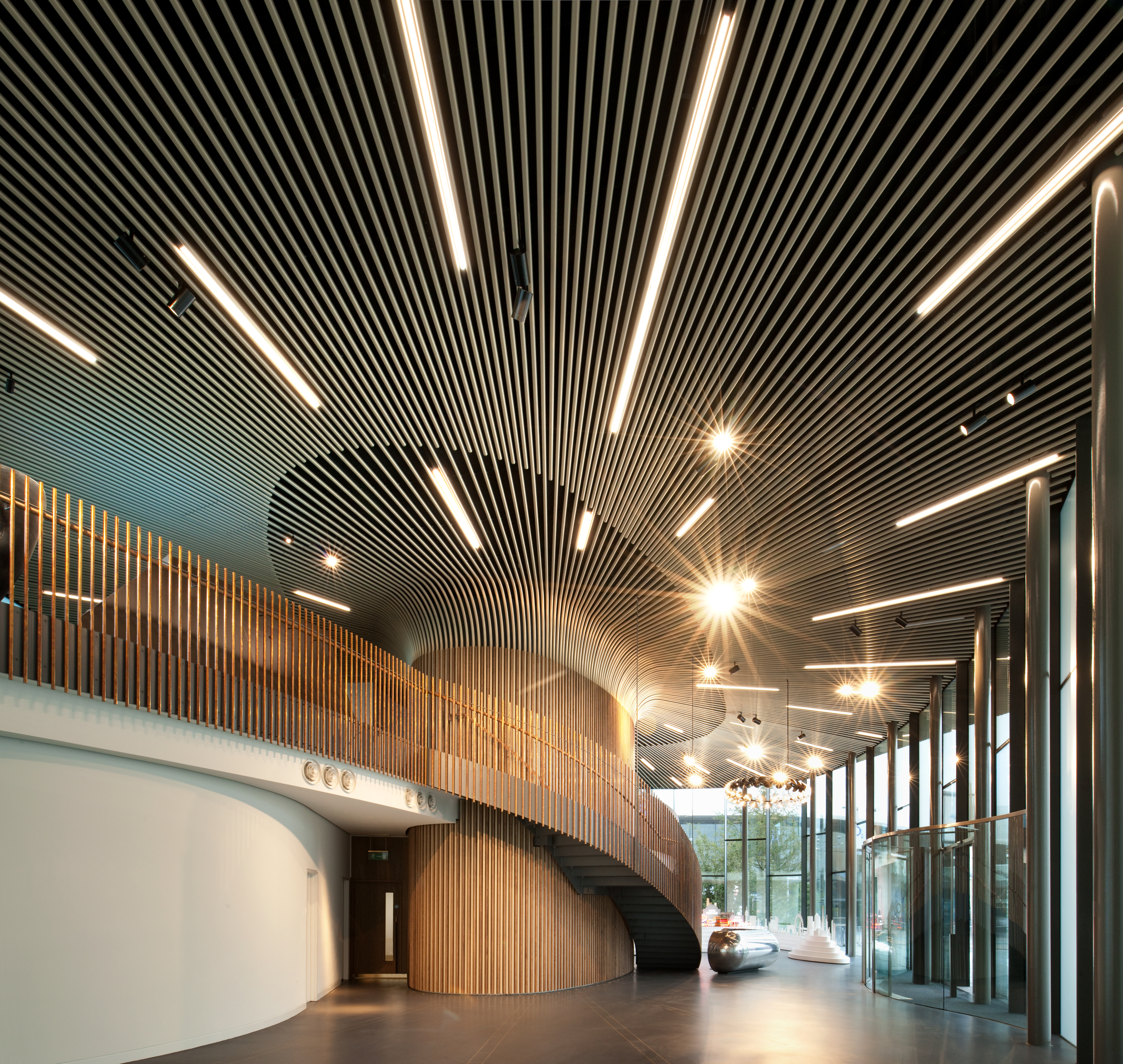 Gree-Lrg-750-ret (9).jpg (1)