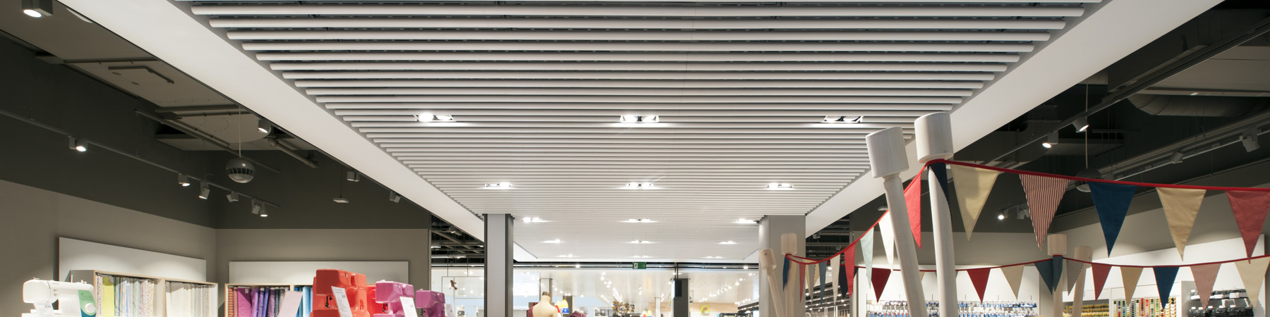 JLB-Lrg-750-Ret (15).jpg