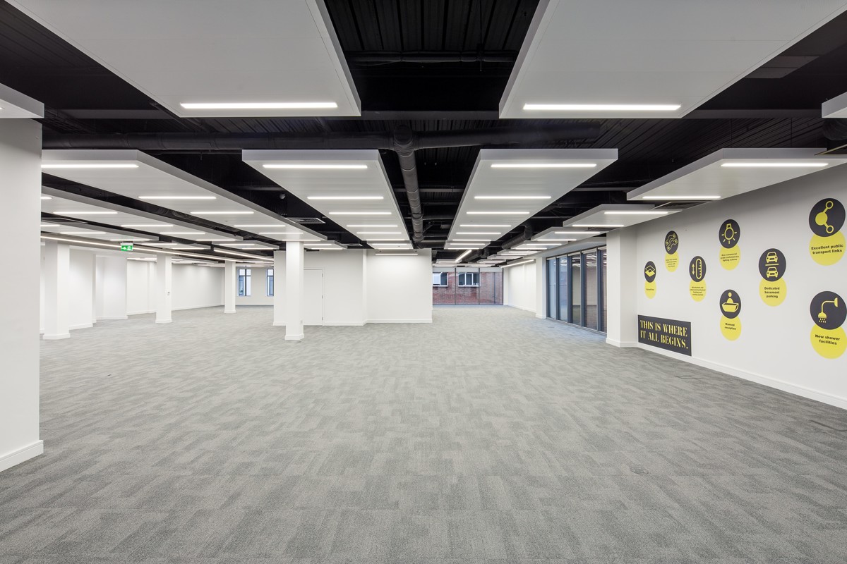 340Dean-Sml-330-Com (2).jpg