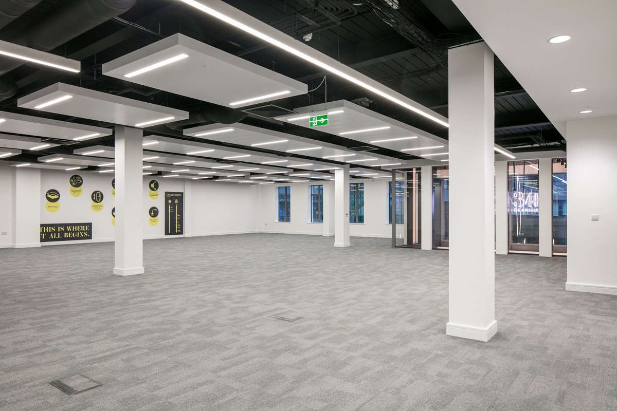 340Dean-Sml-330-Com (3).jpg