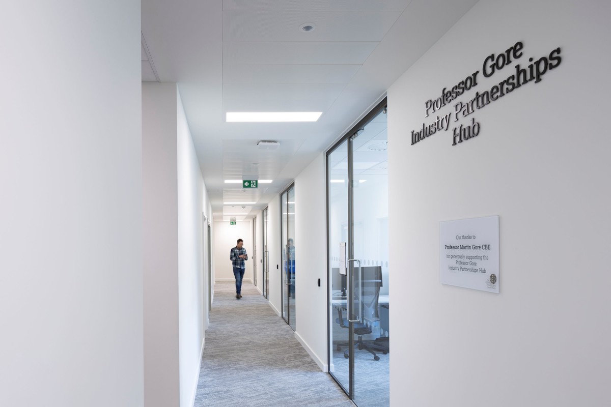 Oak Centre Healthcare SAS200 Med 3
